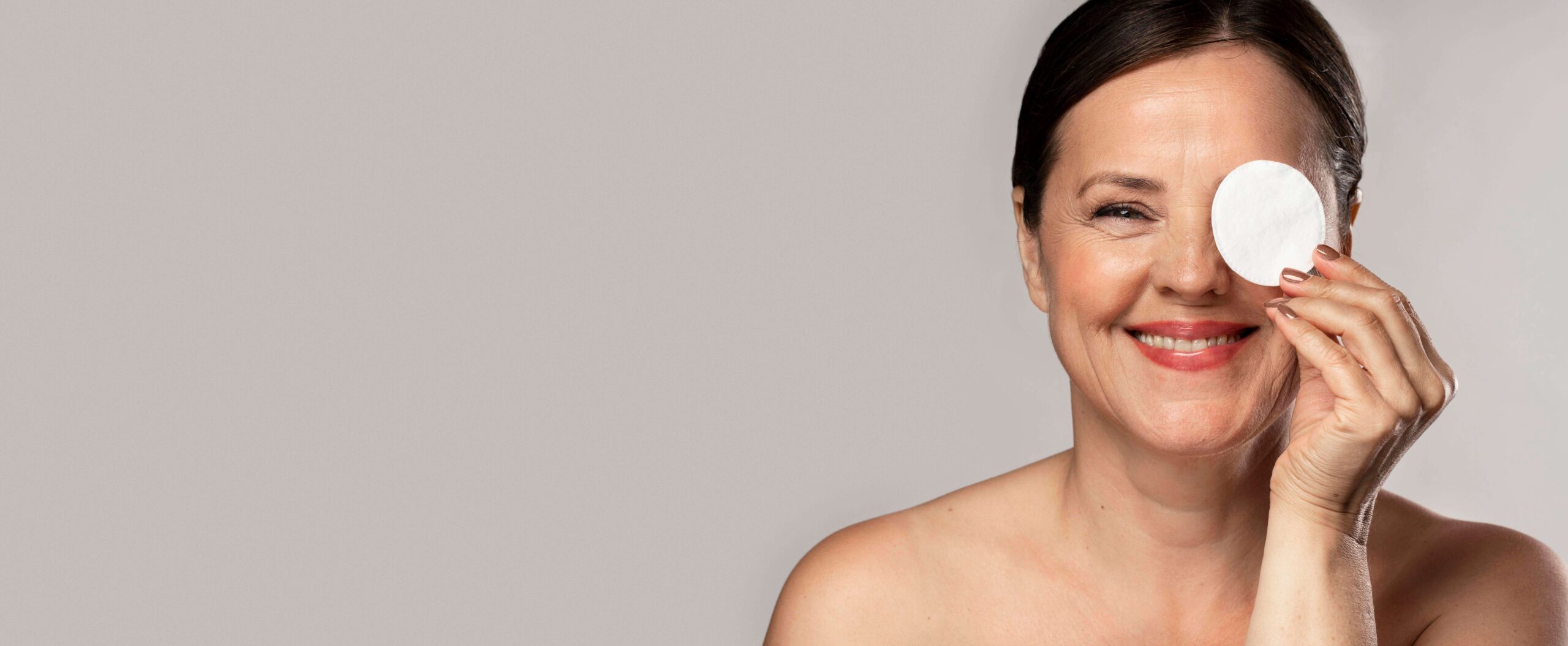 Jak w Holispace pozbyć się opadających policzków?