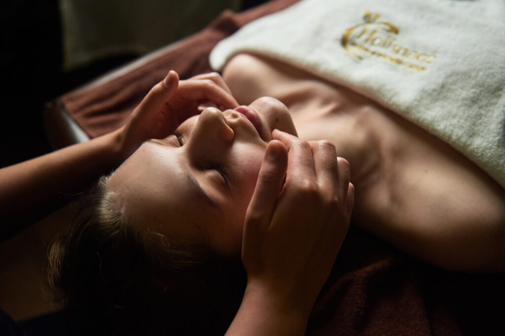 Kobido lifting czy masaż?