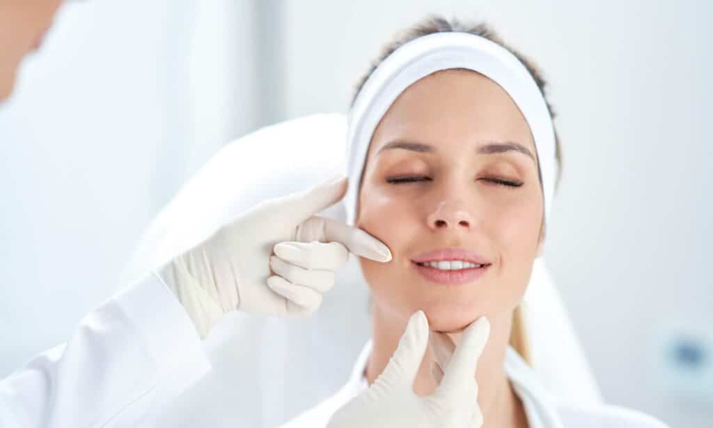 Odmładzanie okolic oka - Retix C Eye